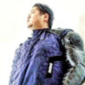 Meet your Posher, Dennis